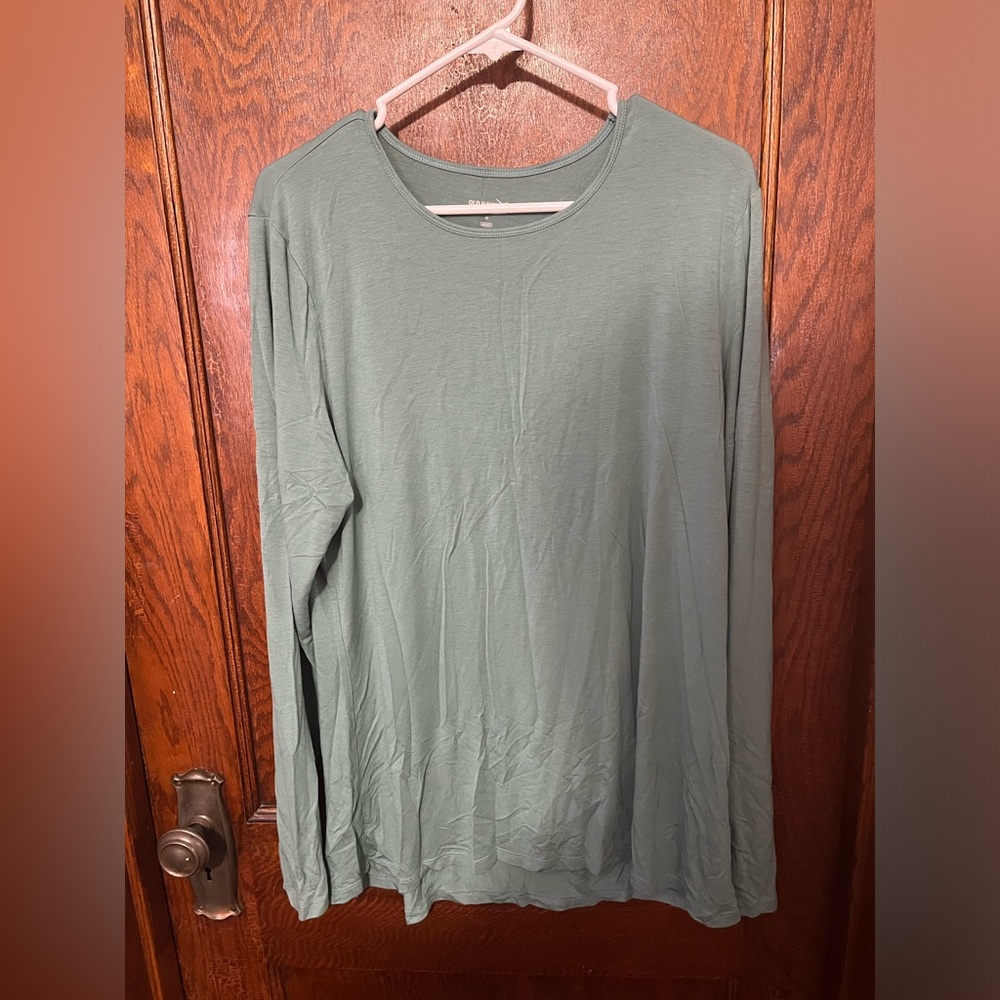 Old navy active long sleeve tee size xl